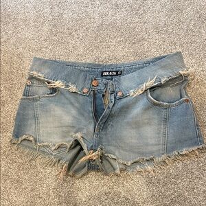 SER.O.YA Distressed Jean Shorts - Light Blue size 27